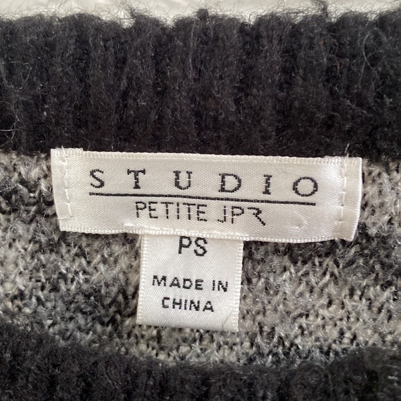 Studio JPR Leopard Print Sweater Petite Small - Picture 3 of 8